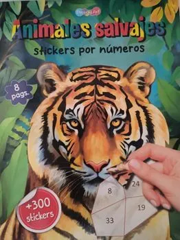 Portada de Animales extremos con stickers: Animales salvajes bamag0212